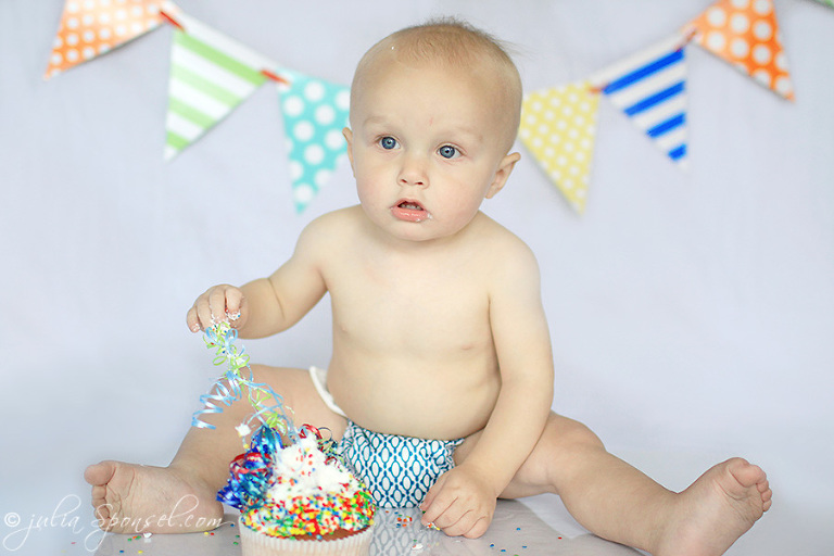 Cake Smash | San Marcos Photographer » Julia Sponsel Photography