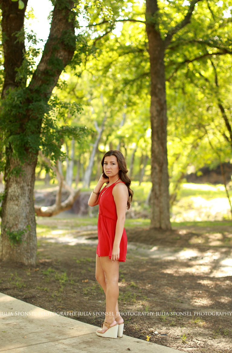 outdoor senior photos frisco