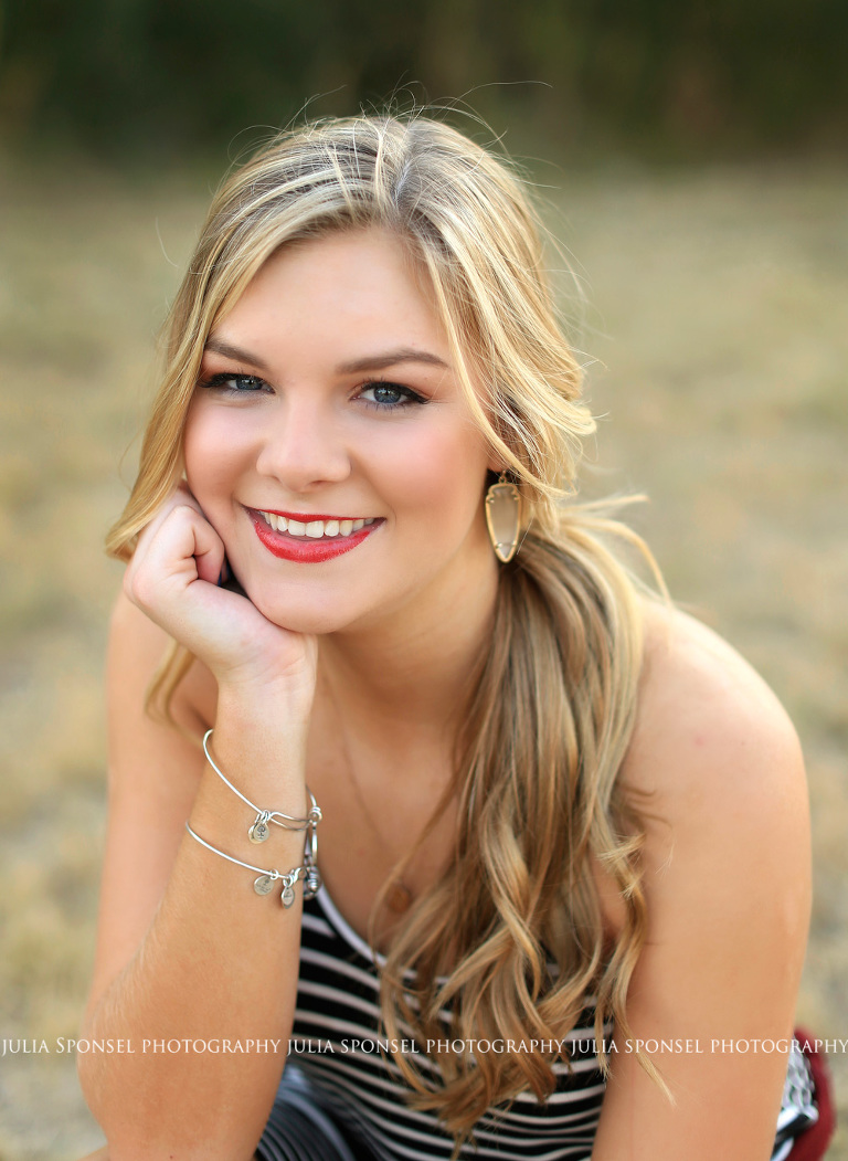 Senior Hannah | Frisco High School | Frisco Senior photographer » Julia ...